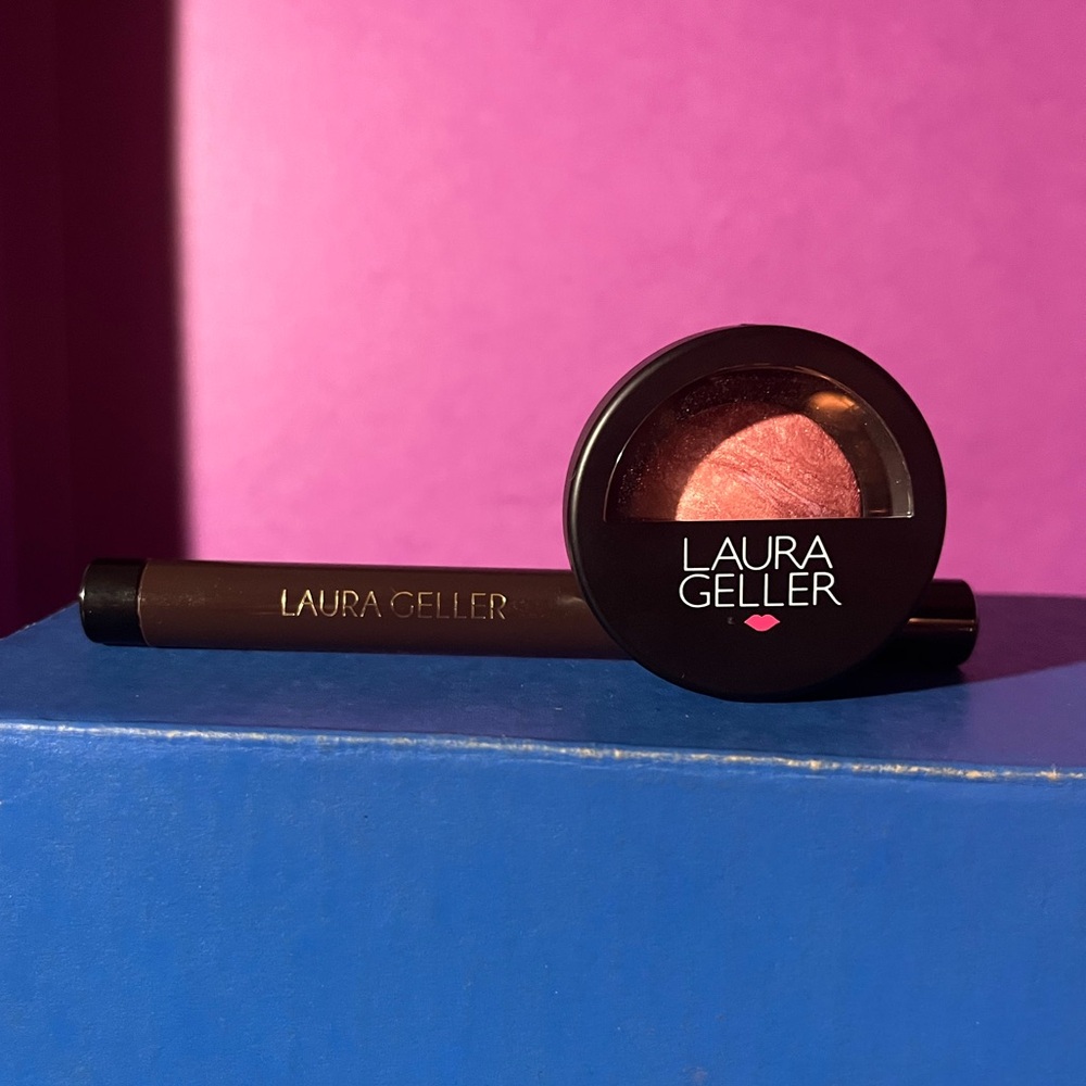 LAURA GELLER  Rose Eyeshadow and Black Eyeliner Duo 👀😍👀